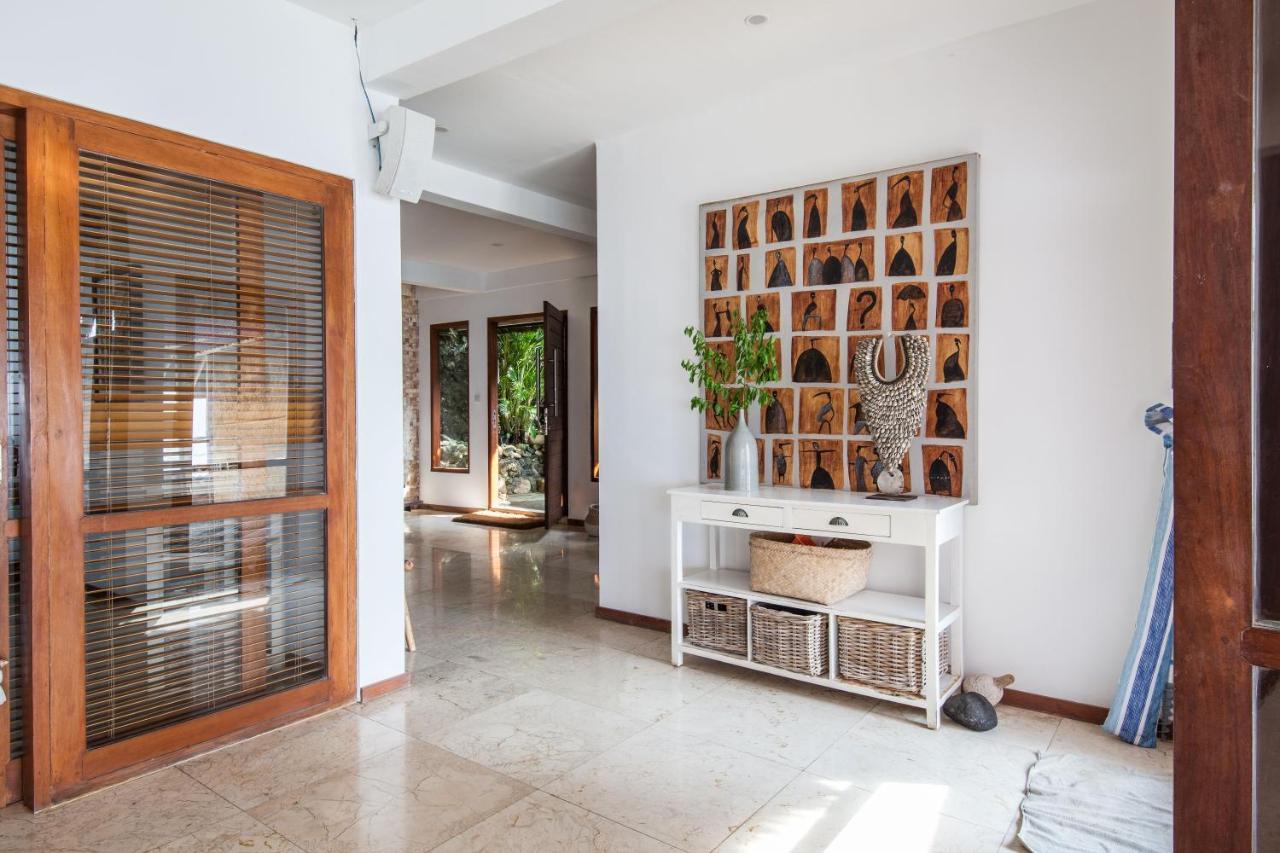 Villa Gmb Beach House Улувату Экстерьер фото